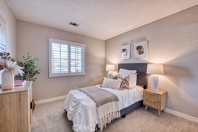 12 Via Hacienda, Rancho Santa Margarita, CA 92688