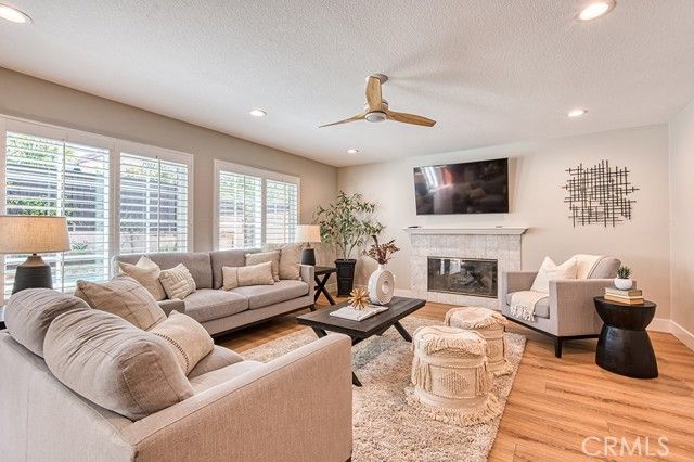 12 Via Hacienda, Rancho Santa Margarita, CA 92688