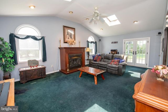 911 THORNTON RD, Horsham, PA 19044