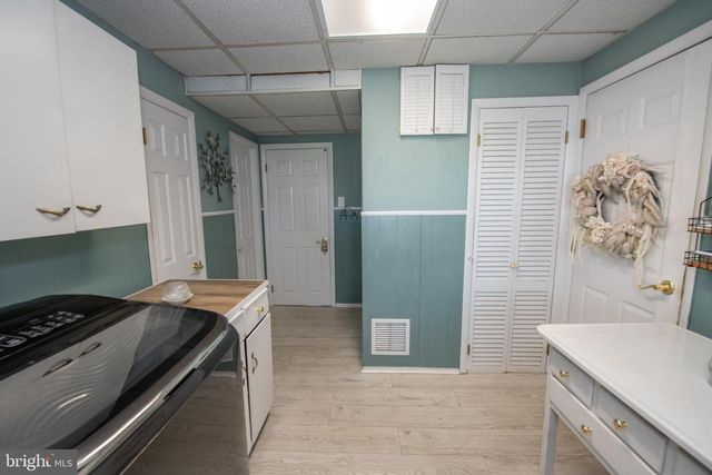 911 THORNTON RD, Horsham, PA 19044