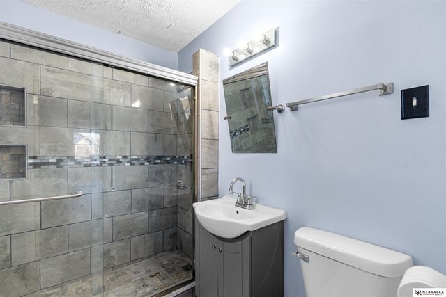 3719 X Street, Omaha, NE 68107