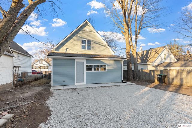 3719 X Street, Omaha, NE 68107