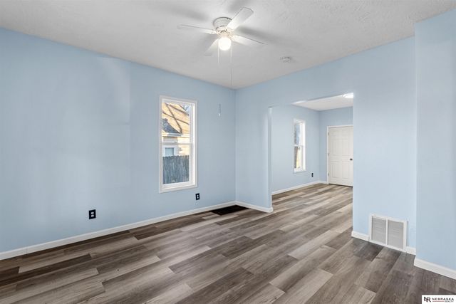 3719 X Street, Omaha, NE 68107