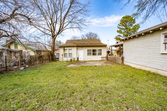 2916 E 1st Street, Tulsa, OK 74104