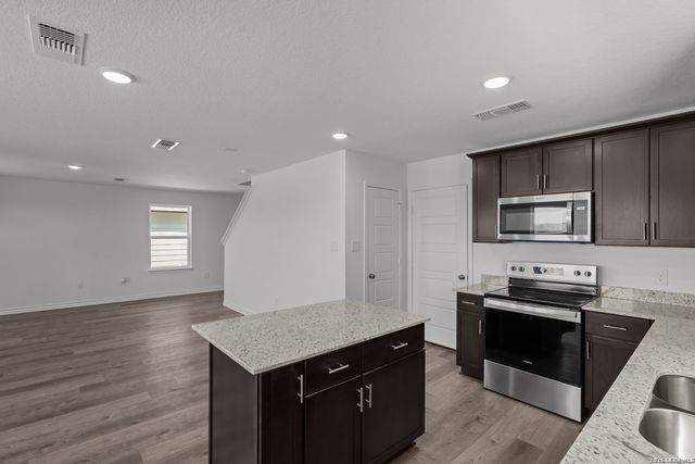5021 CONCH SHELL, San Antonio, TX 78245