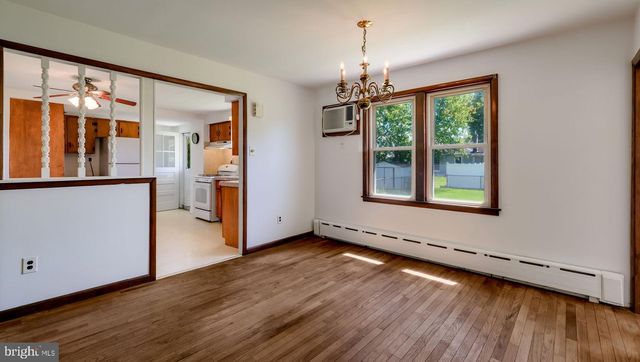 334 MCKINLEY ST, Bristol, PA 19007