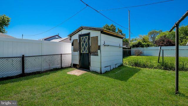 334 MCKINLEY ST, Bristol, PA 19007
