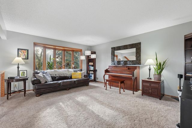 5870 Daniel Court, Shoreview, MN 55126