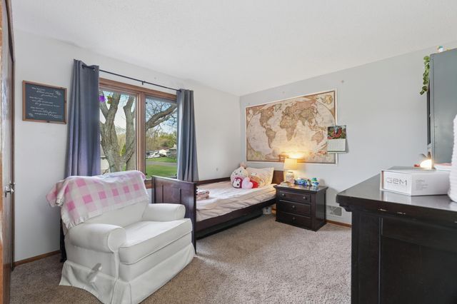 5870 Daniel Court, Shoreview, MN 55126