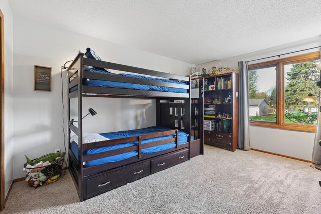 5870 Daniel Court, Shoreview, MN 55126