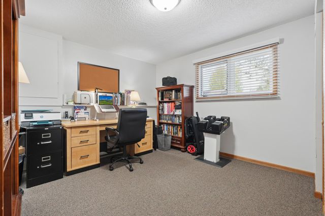 5870 Daniel Court, Shoreview, MN 55126