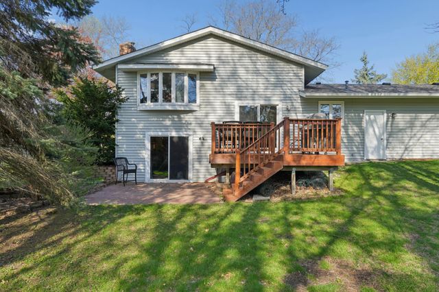 5870 Daniel Court, Shoreview, MN 55126