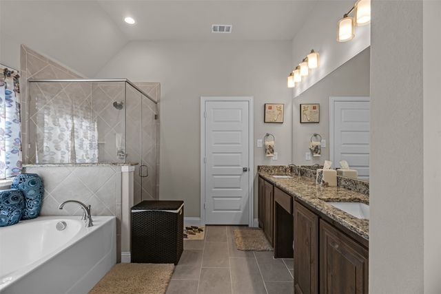 115 Aucuba Lane, Waxahachie, TX 75165