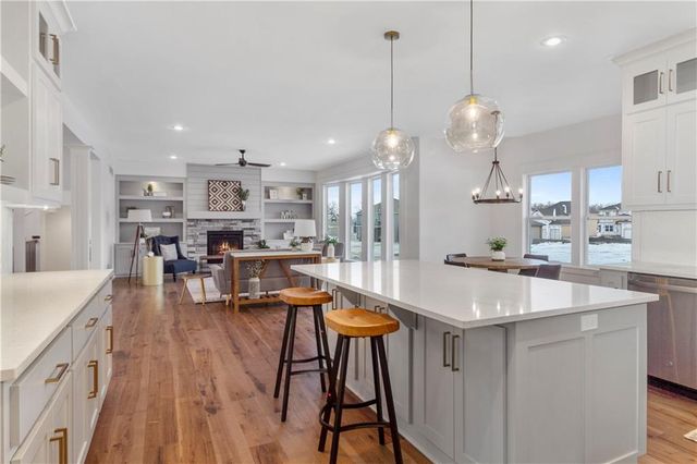 10615 N Mulberry Street, Kansas City, MO 64155