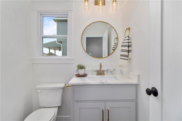 10615 N Mulberry Street, Kansas City, MO 64155