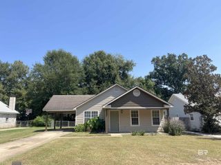 13 Burlington Drive, Fairhope, AL 36532