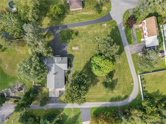 2 Nashua Court, Lancaster, NY 14086