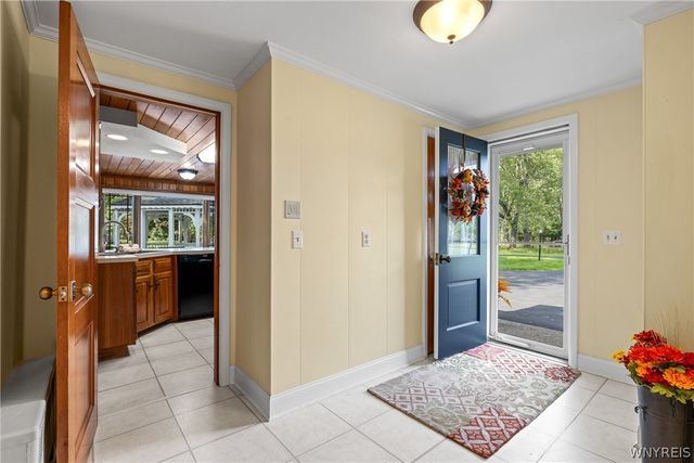 2 Nashua Court, Lancaster, NY 14086