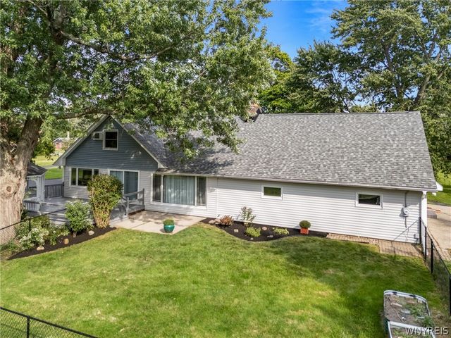 2 Nashua Court, Lancaster, NY 14086