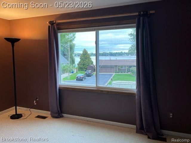 1465 BEACHLAND Boulevard, Waterford Charter Township, MI 48320