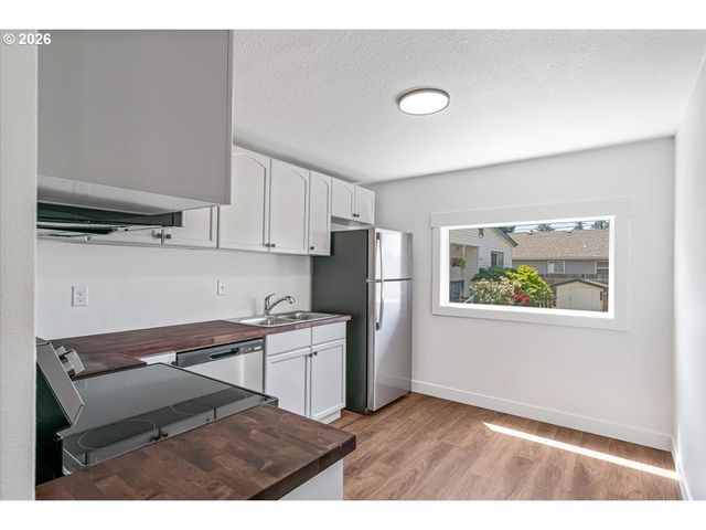 3482 ADAH Ave, Albany, OR 97322