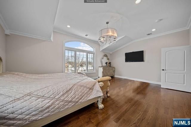 160 Lawrence Drive, Paramus, NJ 07652