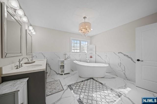 160 Lawrence Drive, Paramus, NJ 07652