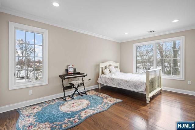 160 Lawrence Drive, Paramus, NJ 07652