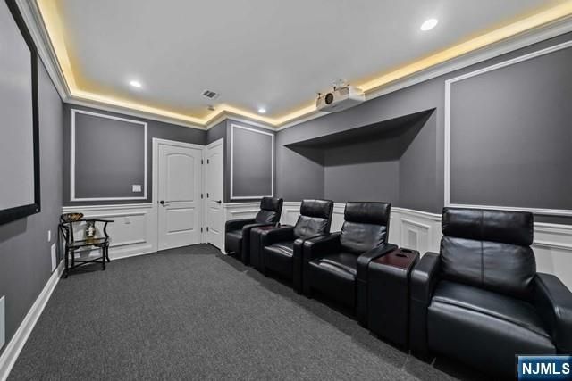 160 Lawrence Drive, Paramus, NJ 07652