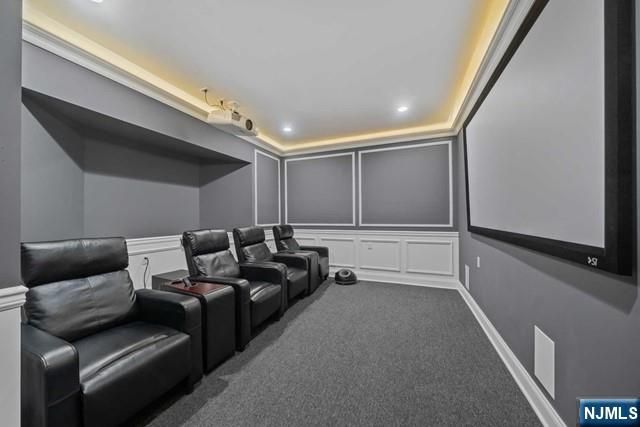 160 Lawrence Drive, Paramus, NJ 07652