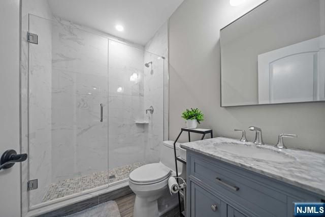 160 Lawrence Drive, Paramus, NJ 07652