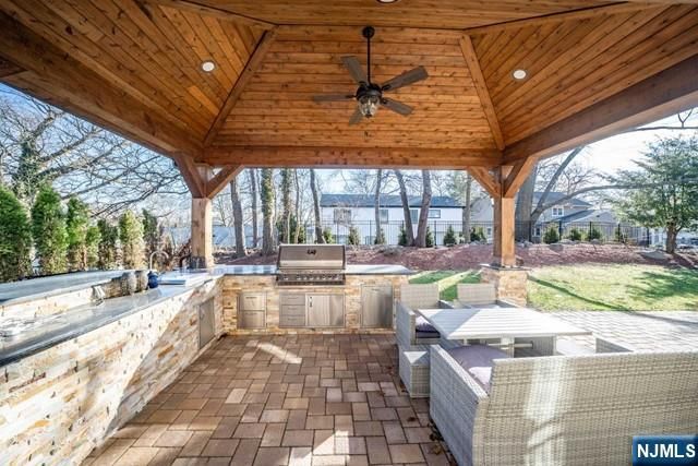 160 Lawrence Drive, Paramus, NJ 07652