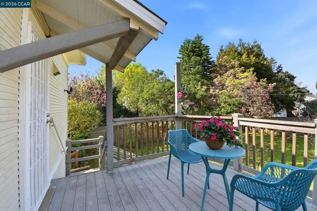 5115 5115 LAWTON AVE, Oakland, CA 94618