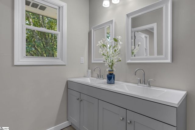 102 Pamela Drive, Williamston, SC 29697