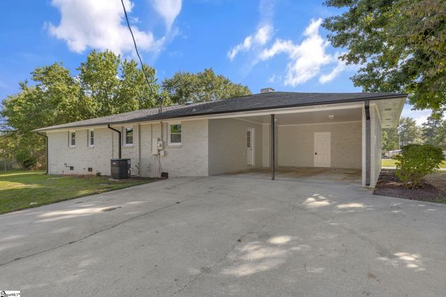 102 Pamela Drive, Williamston, SC 29697