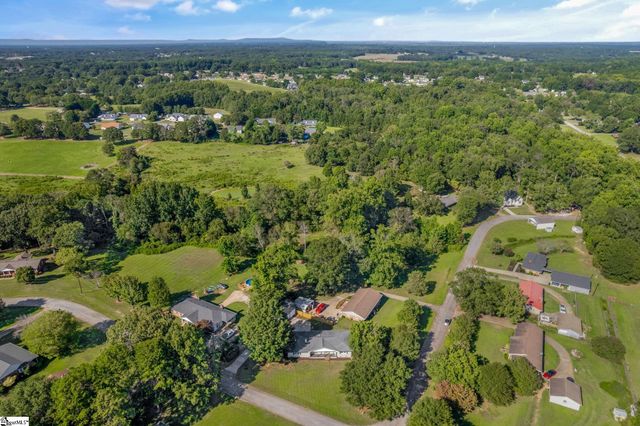 102 Pamela Drive, Williamston, SC 29697