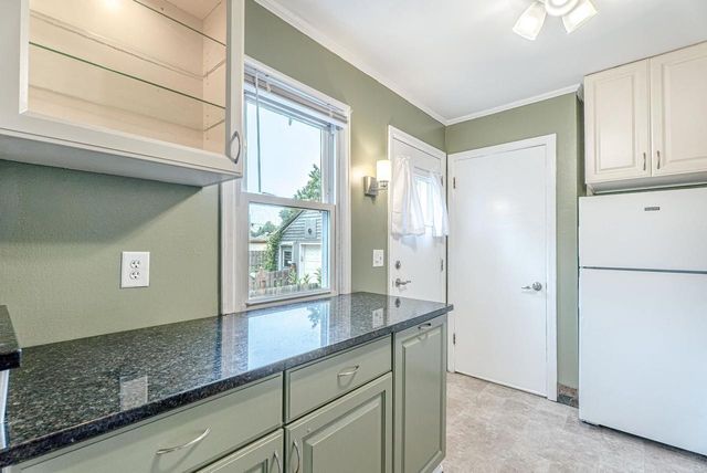 3438 HARGROVE Street, Madison, WI 53714