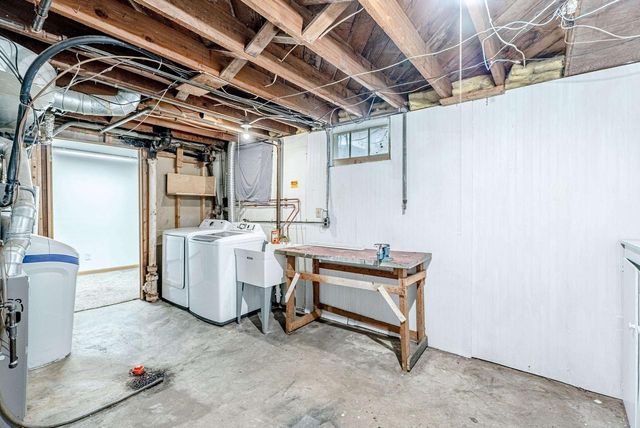 3438 HARGROVE Street, Madison, WI 53714