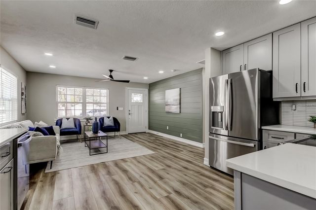 3720 36TH AVENUE N, St Petersburg, FL 33713