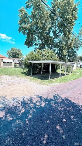 3220 W Main Street, Belleville, IL 62226