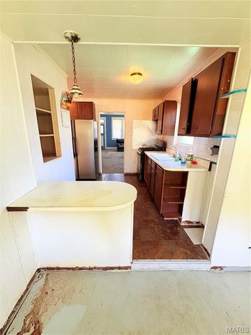 3220 W Main Street, Belleville, IL 62226