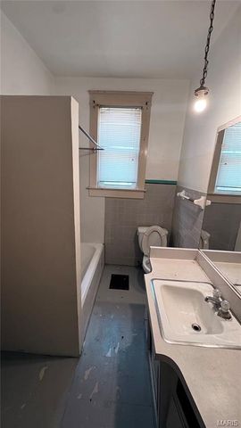 3220 W Main Street, Belleville, IL 62226