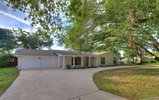 10795 S Foster Rd, San Antonio, TX 78223