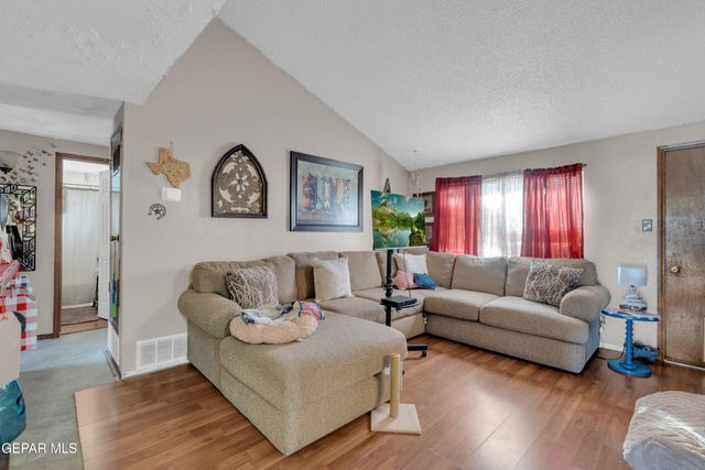 6725 TIGER EYE Drive, El Paso, TX 79924