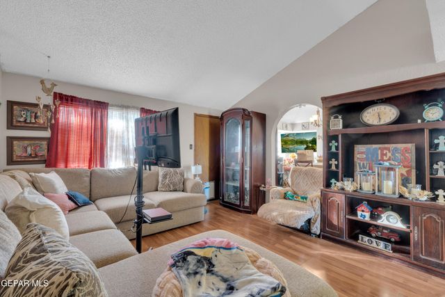 6725 TIGER EYE Drive, El Paso, TX 79924