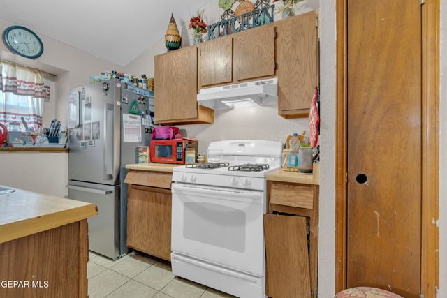 6725 TIGER EYE Drive, El Paso, TX 79924