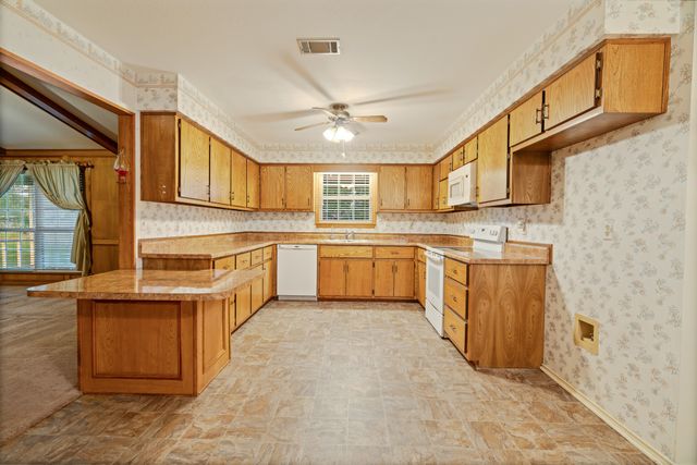 678 CR 12200, Paris, TX 75462