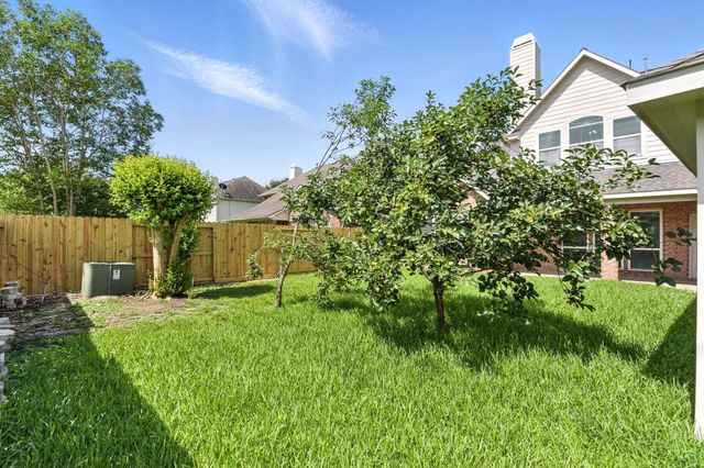 6538 Ivy Heath Lane, Houston, TX 77041