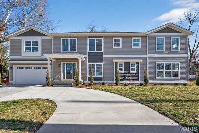 416 S Ballas Road, Kirkwood, MO 63122