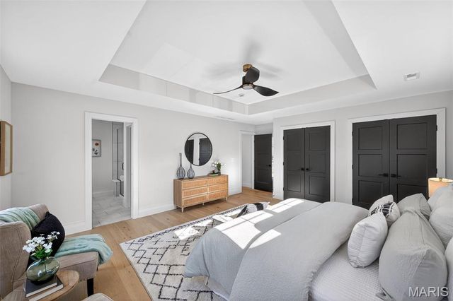 416 S Ballas Road, Kirkwood, MO 63122